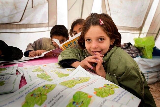 200 000 pakolaislasta pääsee aloittamaan koulun Libanonissa UNICEFin, muiden järjestöjen ja valtioiden tuella.